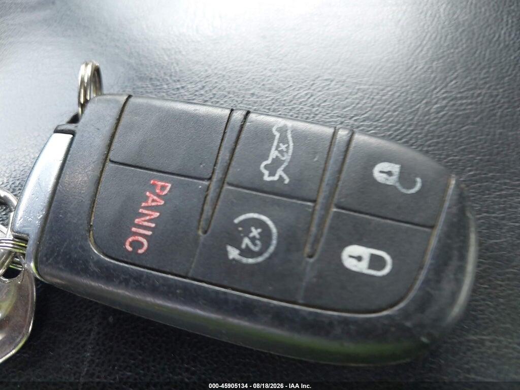 2C3CCAGG6FH831329 2015 CHRYSLER 300 photo no. 11