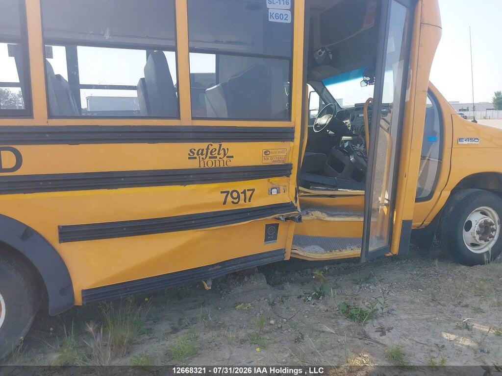 1FDFE4FSXJDC32686 2018 FORD ECONOLINE photo no. 6