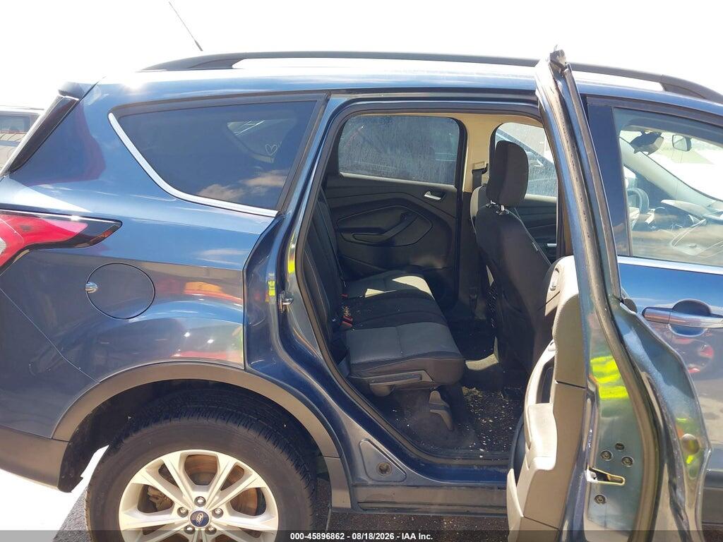 1FMCU0GD9JUB43240 2018 FORD ESCAPE photo no. 8
