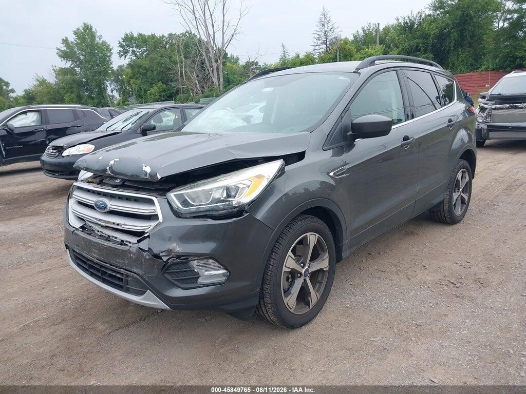 1FMCU9HD3JUA83040 2018 FORD ESCAPE photo no. 2