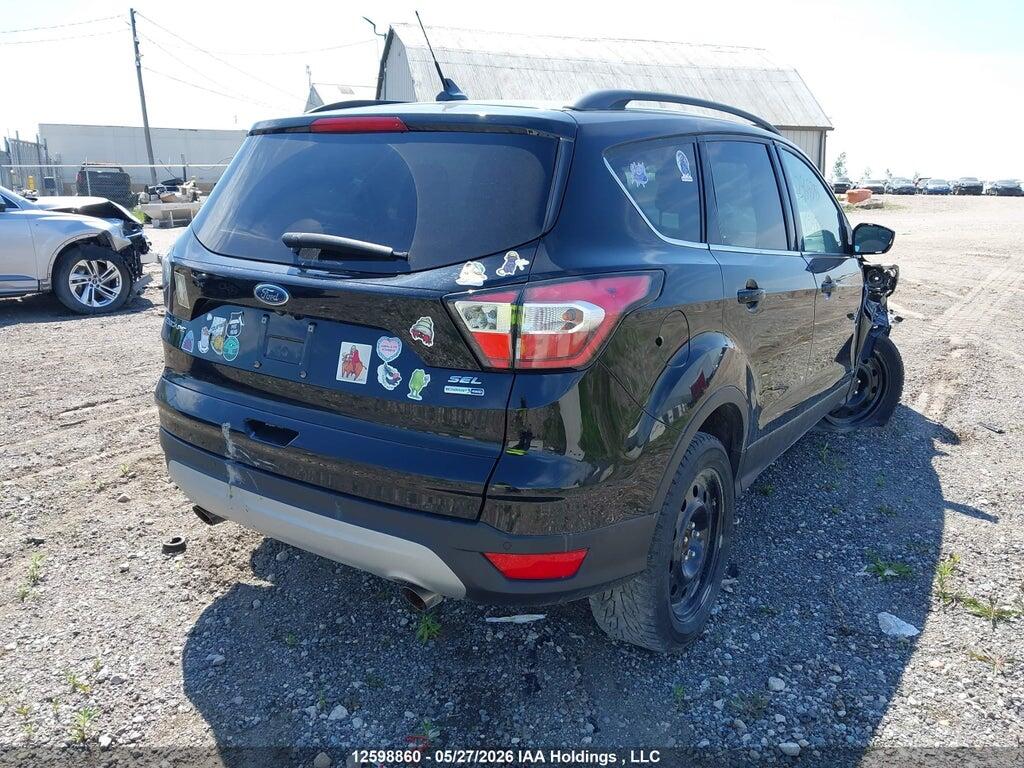 1FMCU9HD2JUC91944 2018 FORD ESCAPE photo no. 4