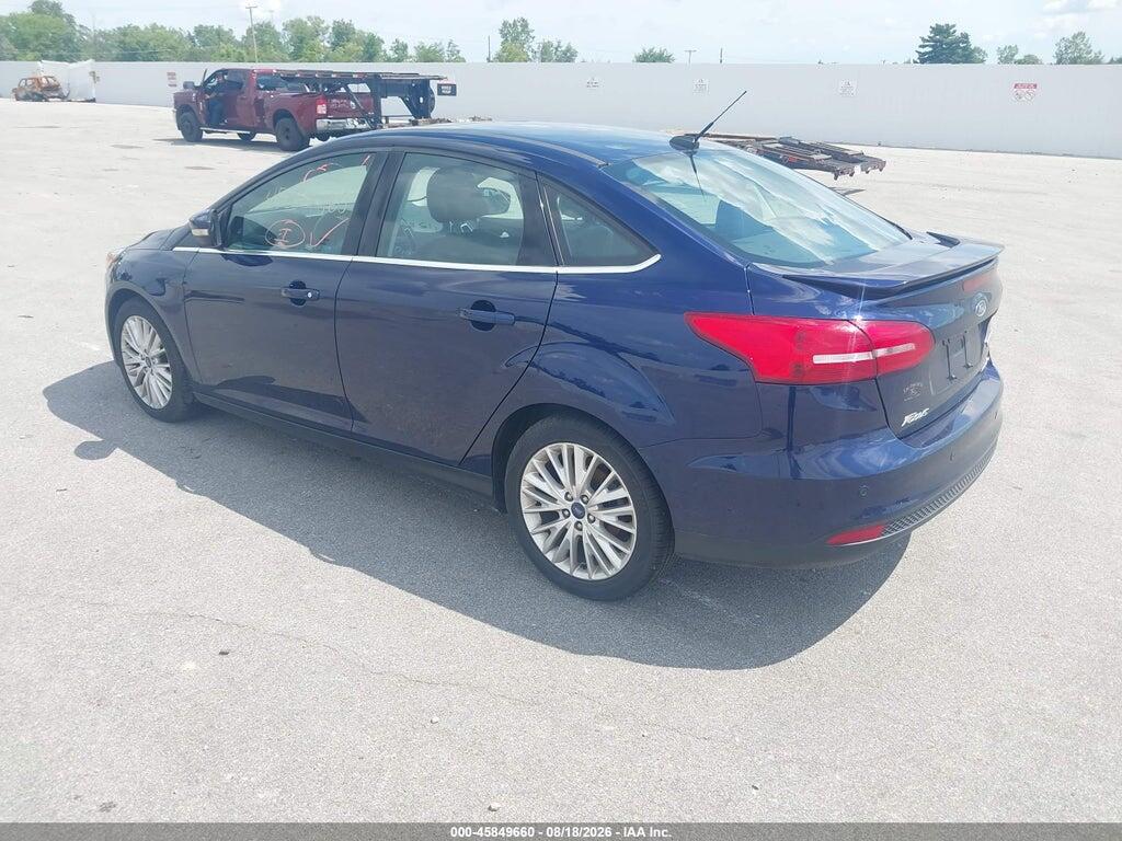1FADP3J23HL219212 2017 FORD FOCUS photo no. 3