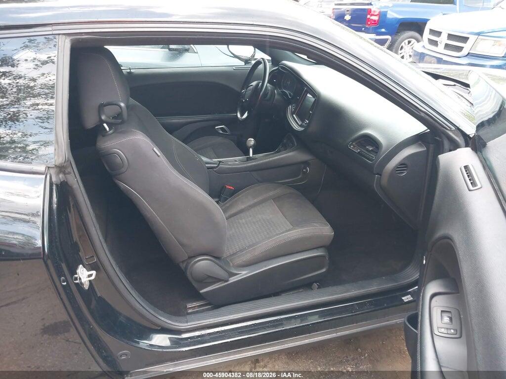 2C3CDZAT4FH719243 2015 DODGE CHALLENGER photo no. 5