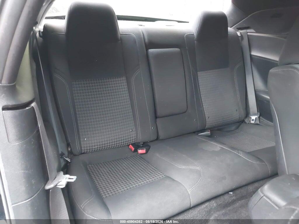 2C3CDZAT4FH719243 2015 DODGE CHALLENGER photo no. 8