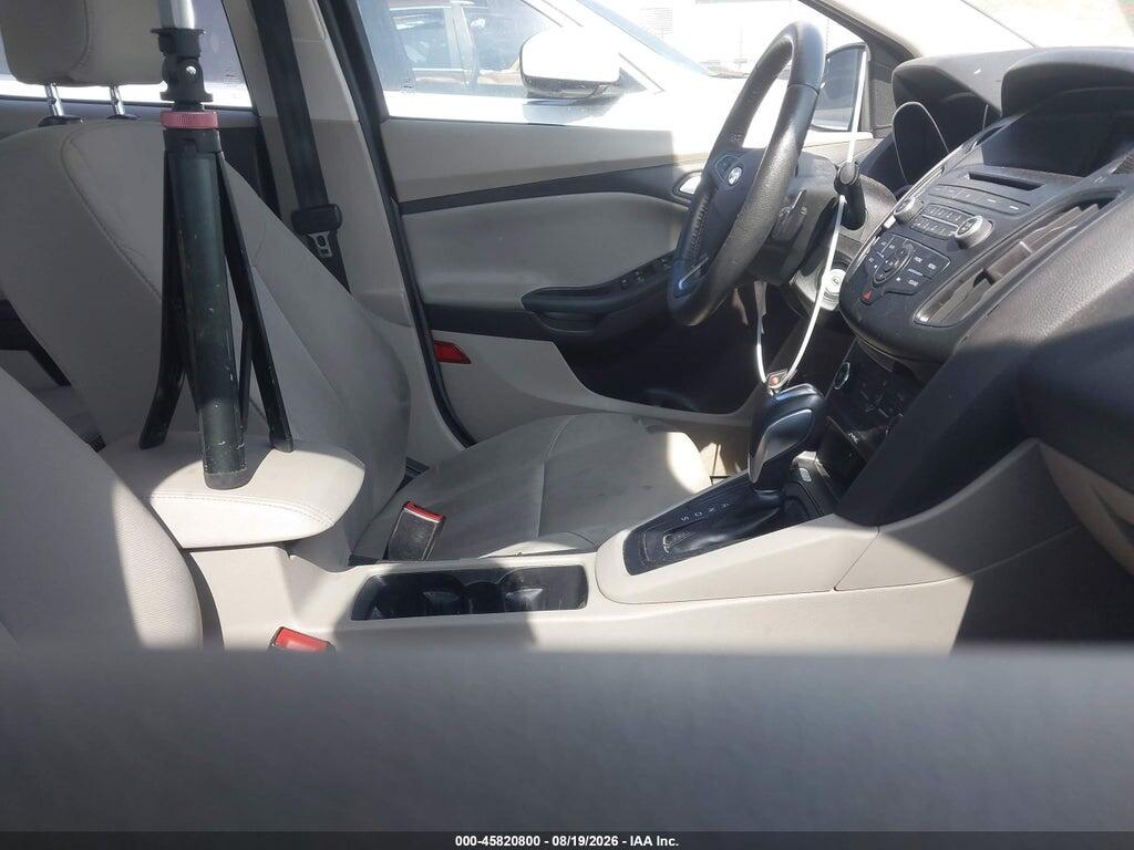1FADP3F20GL356633 2016 FORD FOCUS photo no. 5