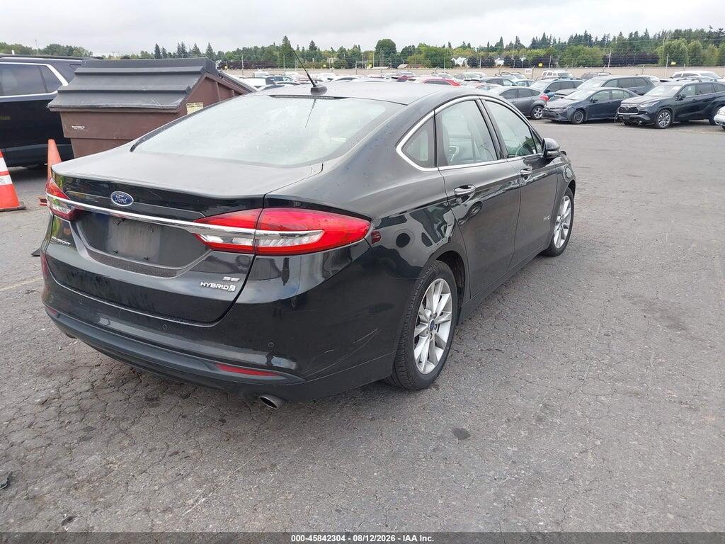 3FA6P0LU1HR117477 2017 FORD FUSION HYBRID photo no. 4