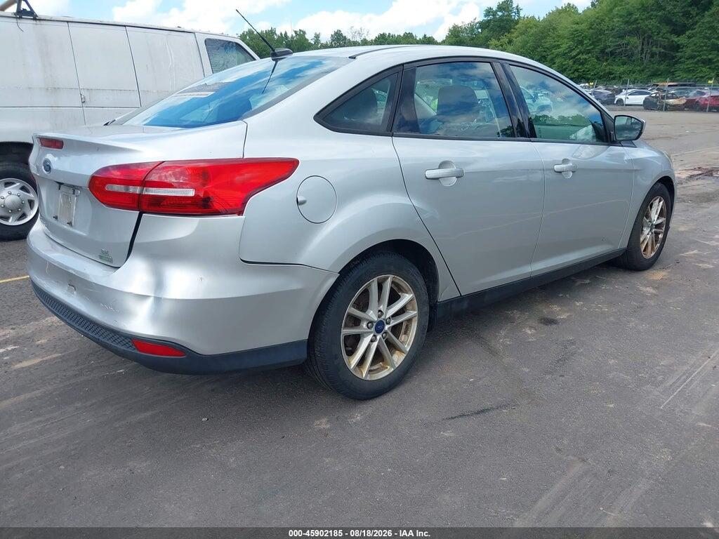 1FADP3FE7JL307043 2018 FORD FOCUS photo no. 4