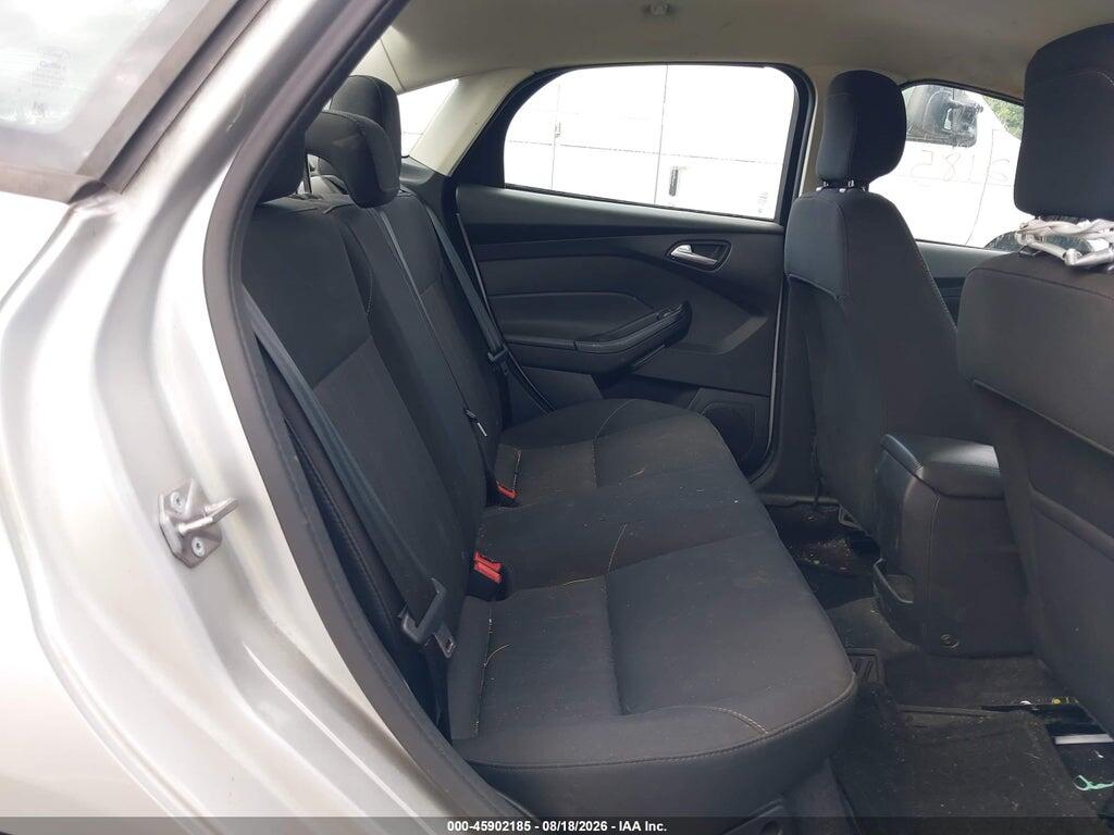 1FADP3FE7JL307043 2018 FORD FOCUS photo no. 8