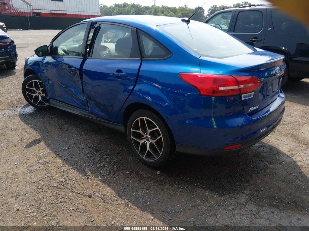 1FADP3F24JL285332 2018 FORD FOCUS photo no. 3