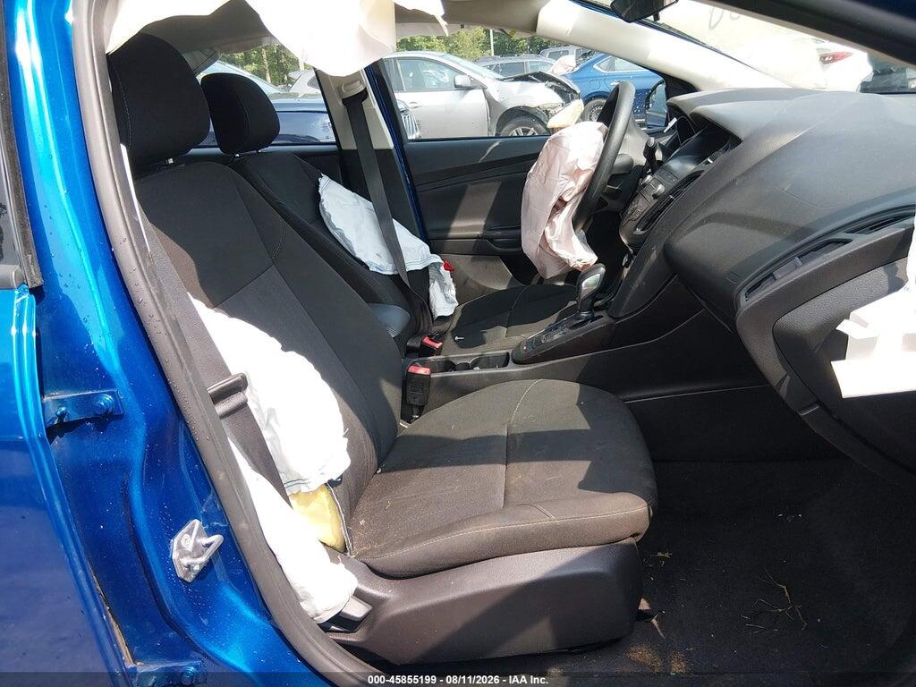 1FADP3F24JL285332 2018 FORD FOCUS photo no. 5