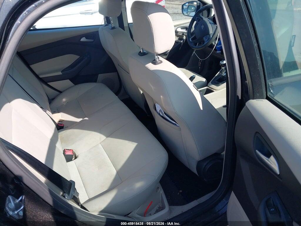 1FADP3FE9FL260315 2015 FORD FOCUS photo no. 8
