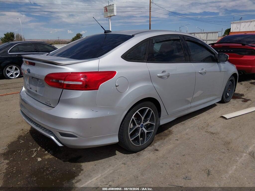 1FADP3F22FL221586 2015 FORD FOCUS photo no. 4