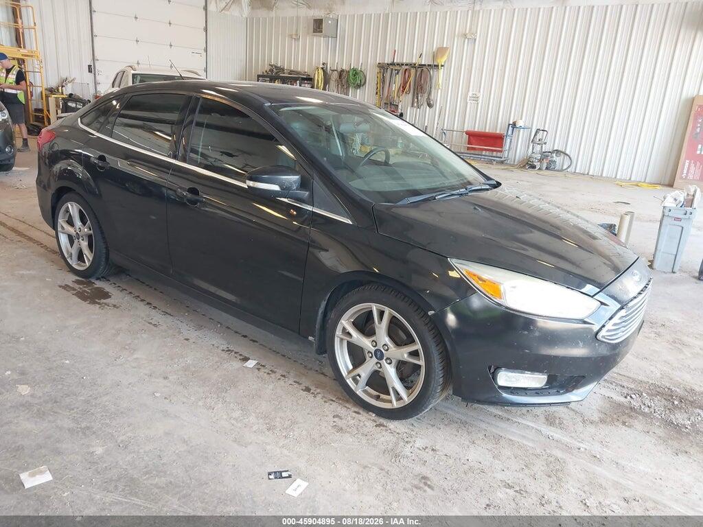 1FADP3J22FL327561 2015 FORD FOCUS photo no. 1
