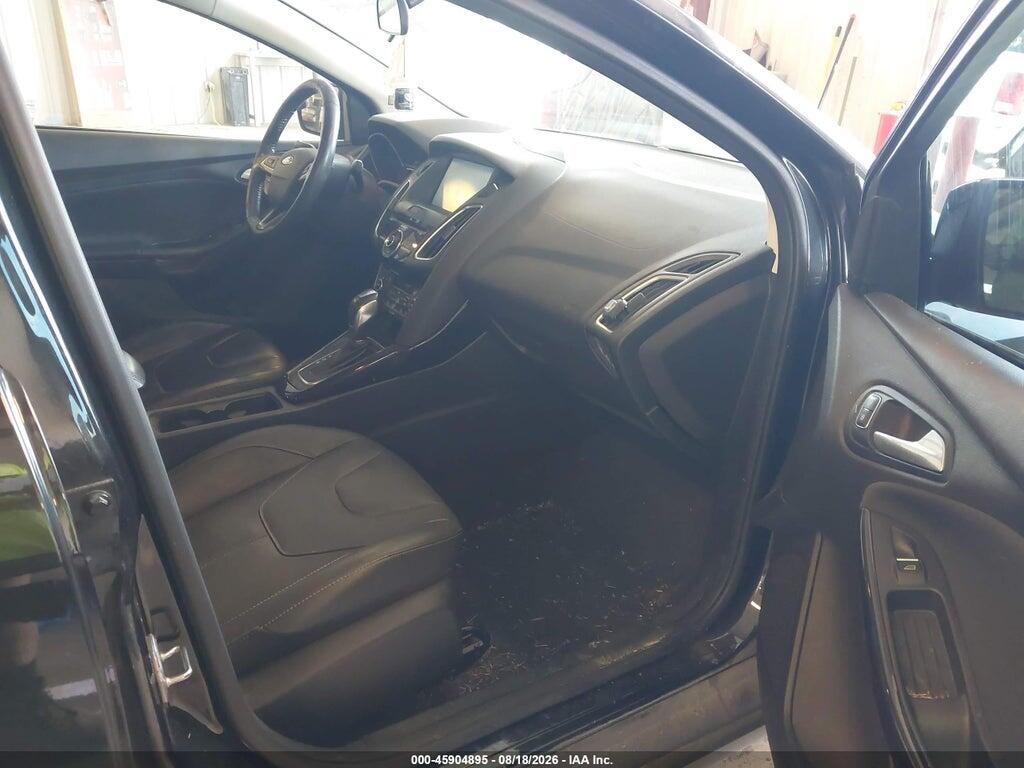 1FADP3J22FL327561 2015 FORD FOCUS photo no. 5