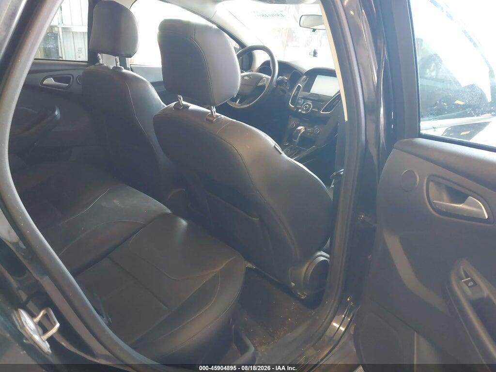 1FADP3J22FL327561 2015 FORD FOCUS photo no. 8