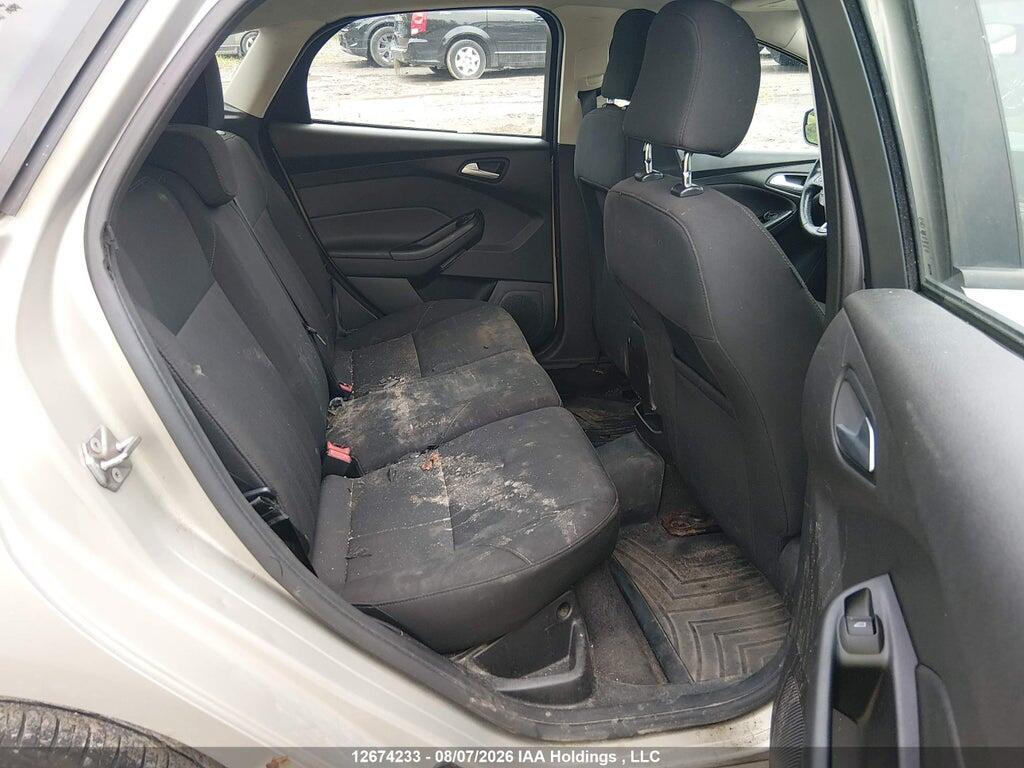 1FADP3K29FL359812 2015 FORD FOCUS photo no. 8