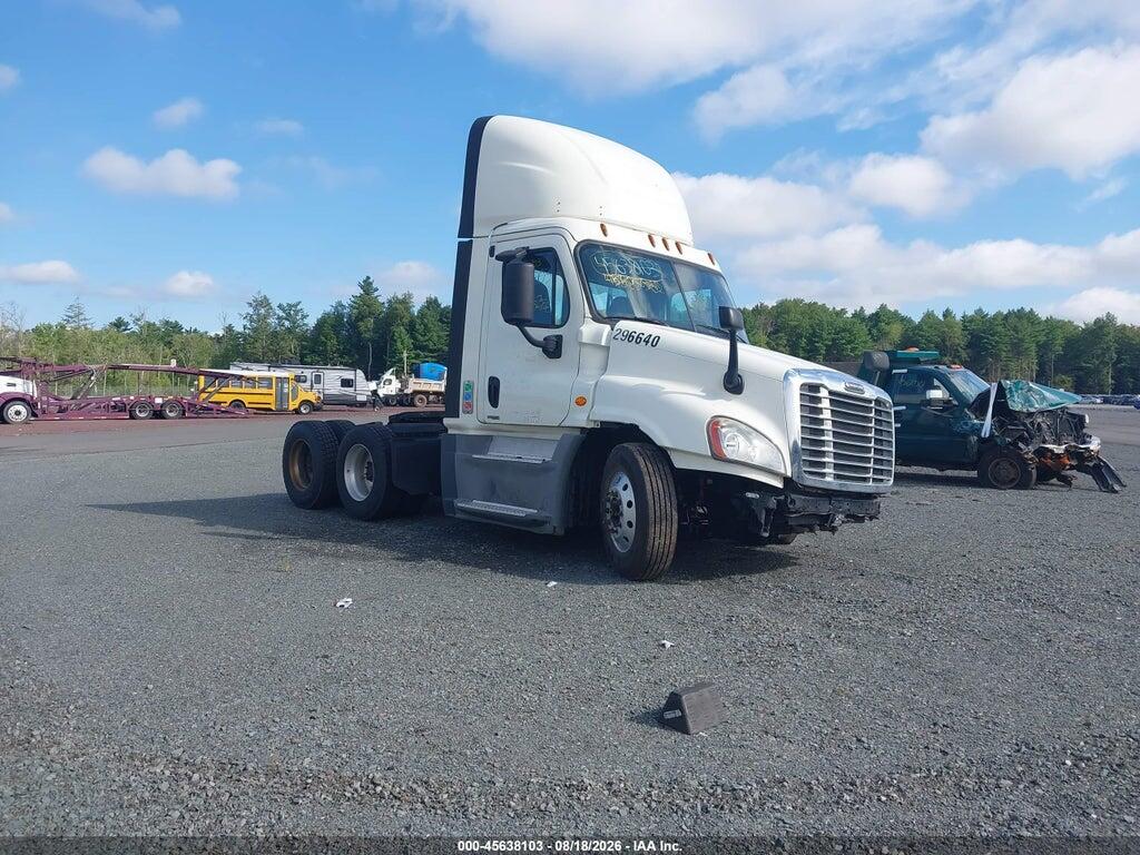 2018 FREIGHTLINER CASCADIA 125 3AKJGEDV4JSJJ2770
