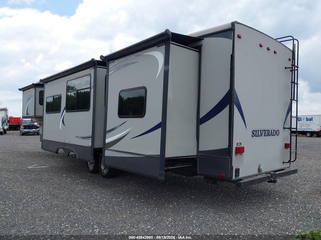 5SFBG412XEE276253 2014 HEARTLAND BIGHORN SILVERADO photo no. 3