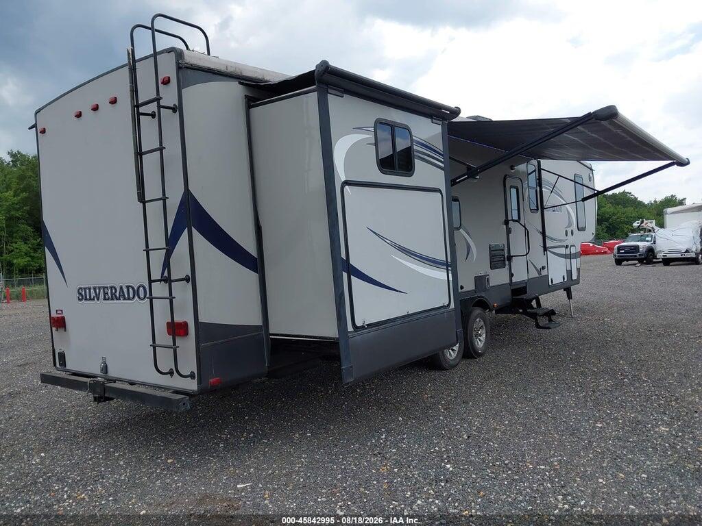 5SFBG412XEE276253 2014 HEARTLAND BIGHORN SILVERADO photo no. 4