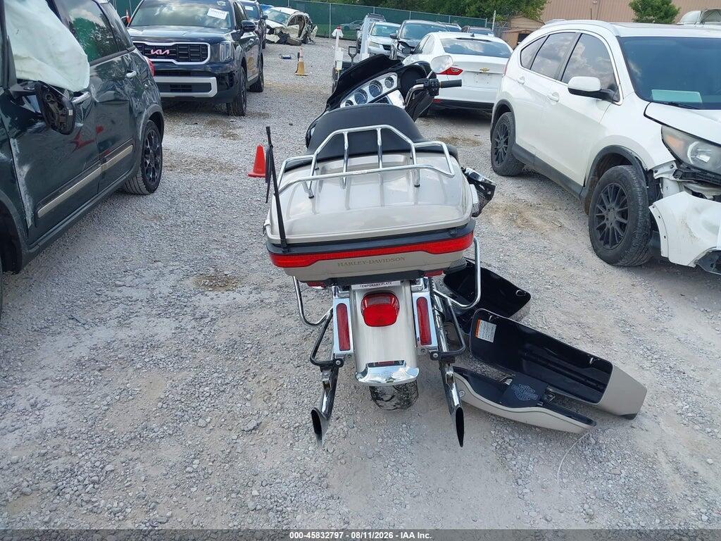 1HD1KED36JB656014 2018 HARLEY-DAVIDSON FLHTK photo no. 6
