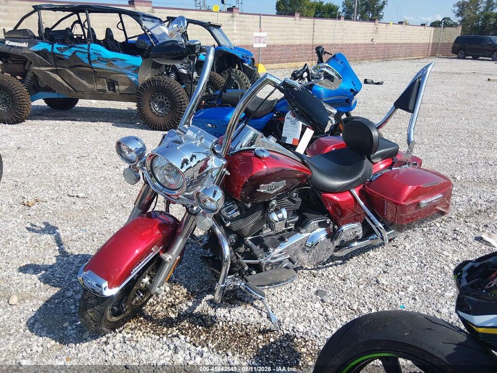 1HD1FBC16KB669947 2019 HARLEY-DAVIDSON FLHR photo no. 2