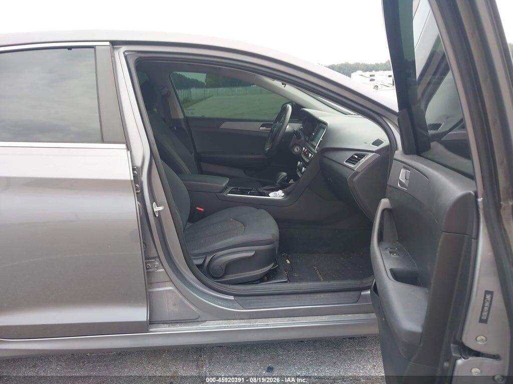 5NPE24AF4KH780701 2019 HYUNDAI SONATA photo no. 5