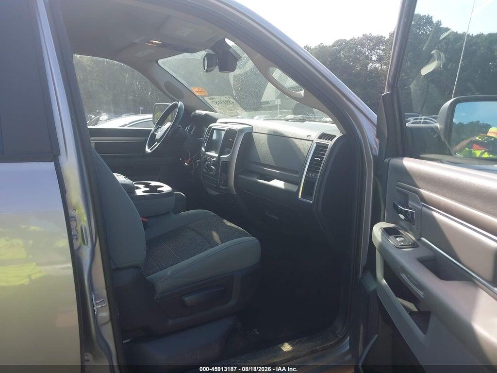 1C6RR7LT0KS613763 2019 RAM 1500 CLASSIC photo no. 5