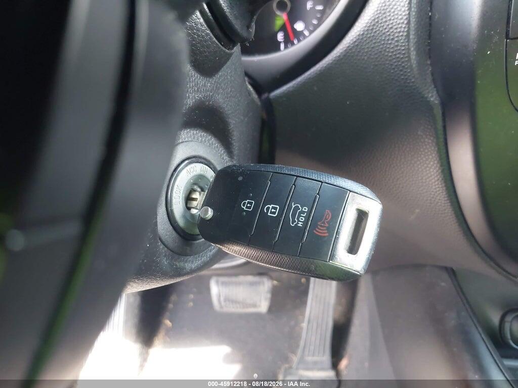 KNDJP3A59K7632565 2019 KIA SOUL photo no. 11