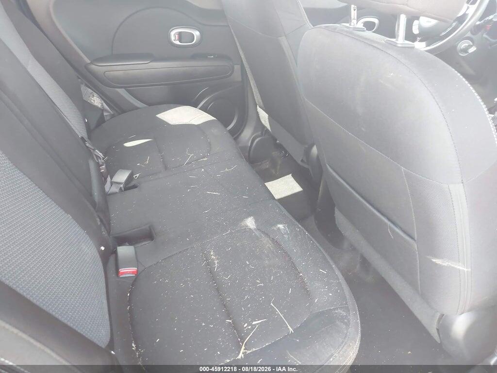 KNDJP3A59K7632565 2019 KIA SOUL photo no. 8