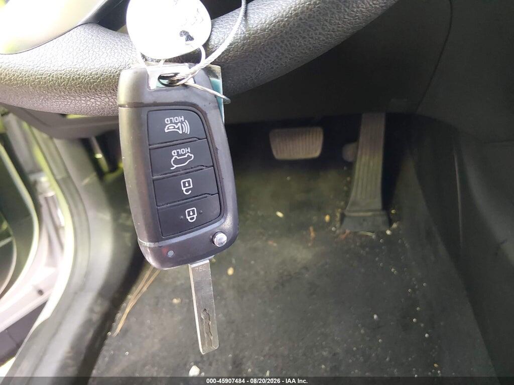 5NMS2CAD8KH088515 2019 HYUNDAI SANTA FE photo no. 11