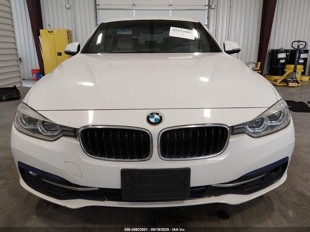 WBA8D9G54JNU70028 2018 BMW 330I photo no. 11