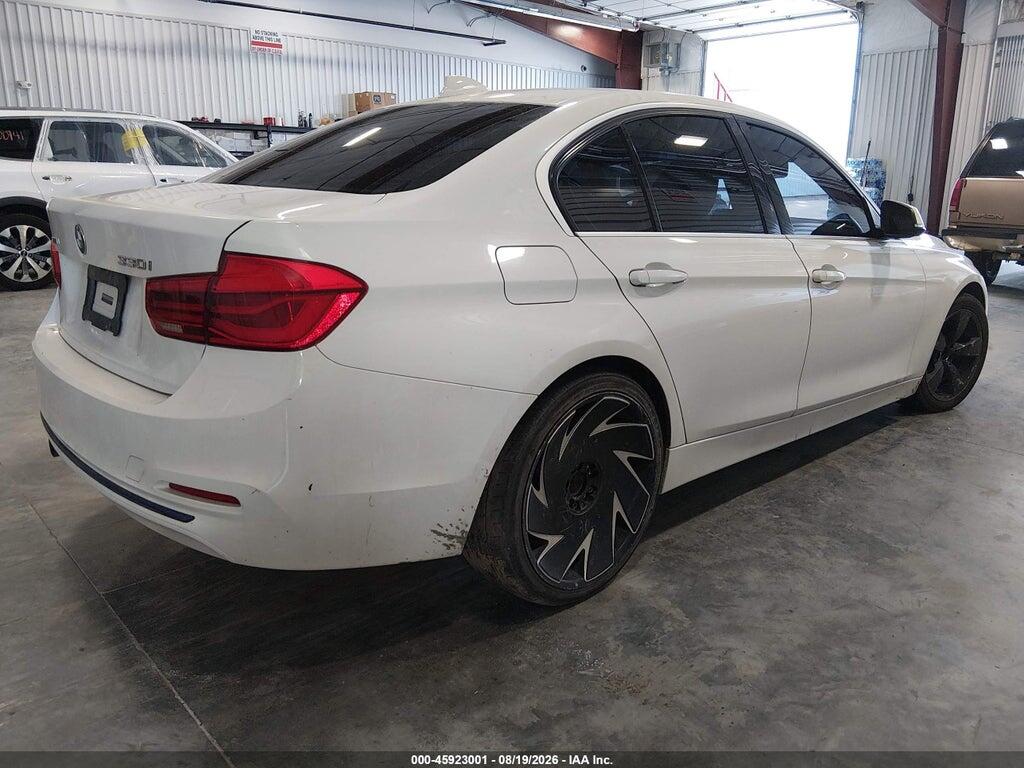 WBA8D9G54JNU70028 2018 BMW 330I photo no. 4