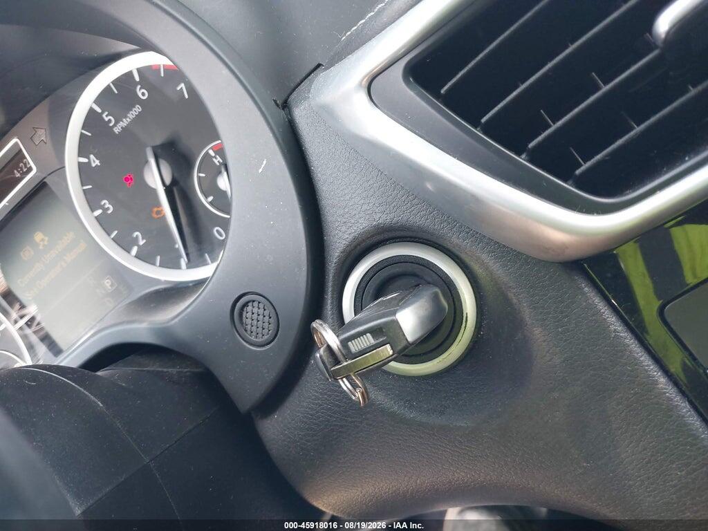 SJKCH5CR7JA054210 2018 INFINITI QX30 photo no. 11