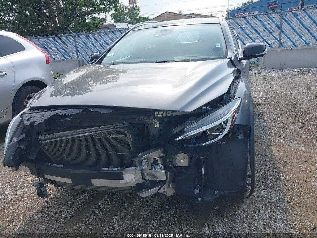 SJKCH5CR7JA054210 2018 INFINITI QX30 photo no. 12