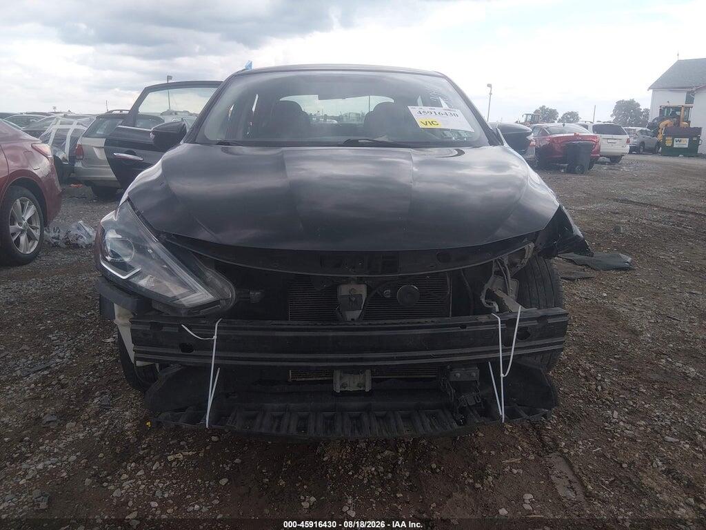 3N1AB7AP1JY232040 2018 NISSAN SENTRA photo no. 11