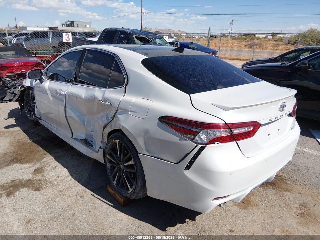 4T1B61HK4JU071873 2018 TOYOTA CAMRY photo no. 3