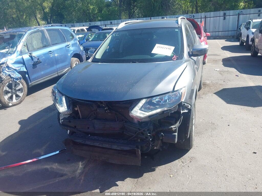 KNMAT2MT6JP579368 2018 NISSAN ROGUE photo no. 12