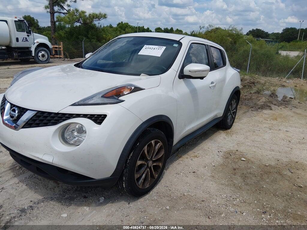 JN8AF5MR9HT700915 2017 NISSAN JUKE photo no. 2