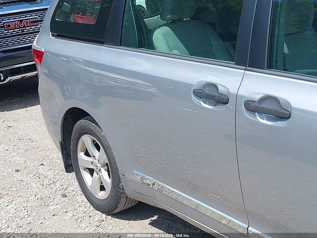 5TDZZ3DC7HS871294 2017 TOYOTA SIENNA photo no. 6