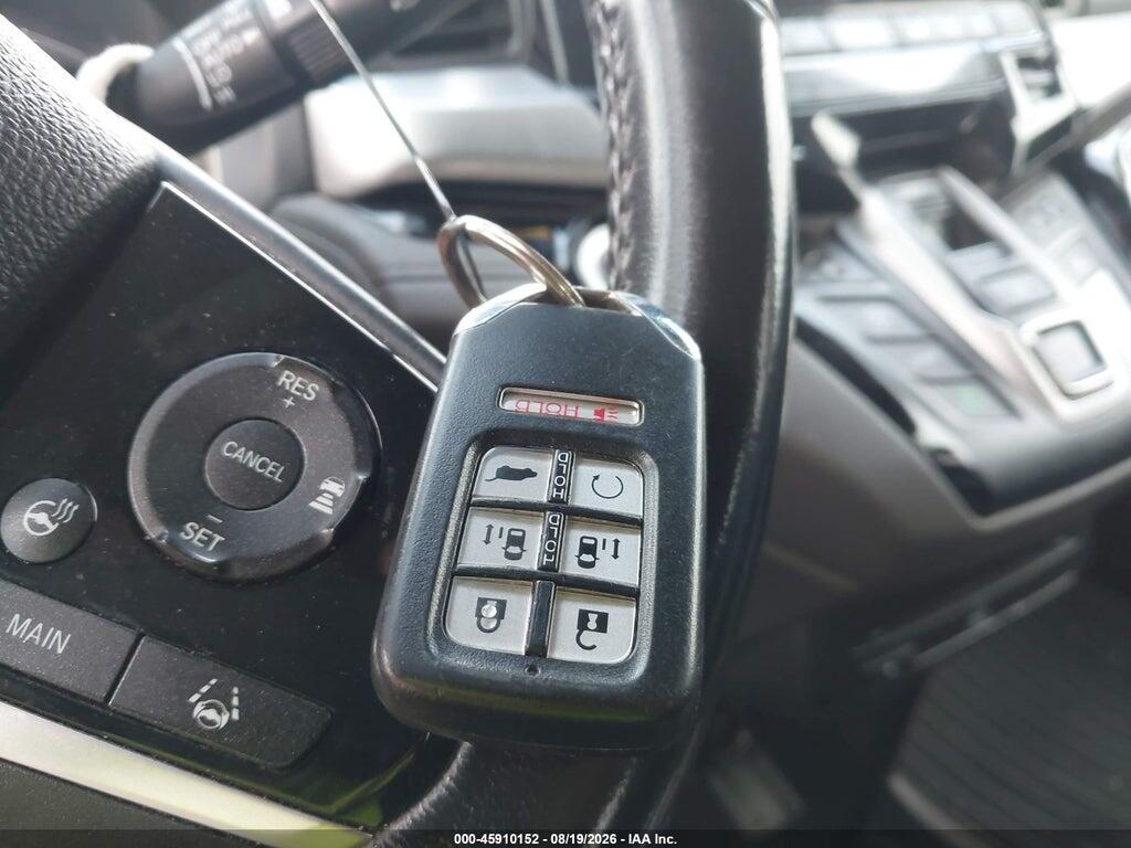 5FNRL6H98JB081241 2018 HONDA ODYSSEY photo no. 11