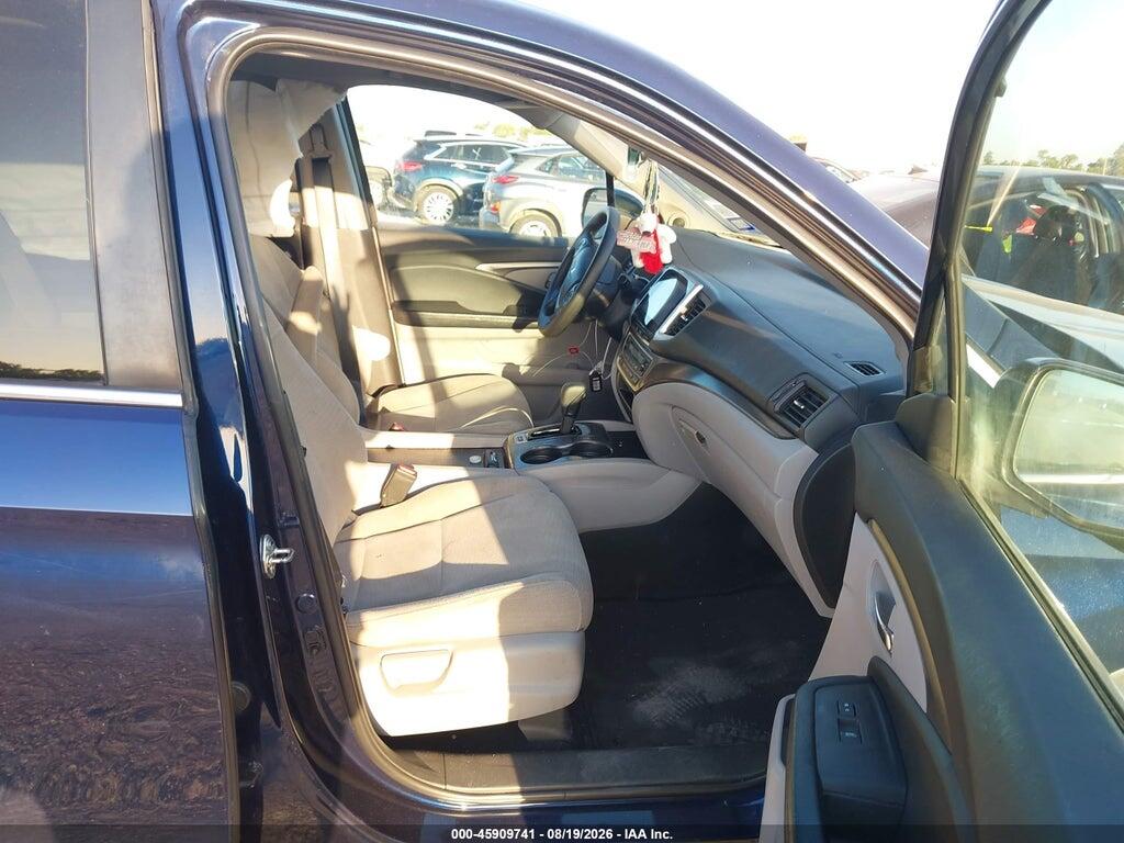 5FNYF6H49JB014848 2018 HONDA PILOT photo no. 5