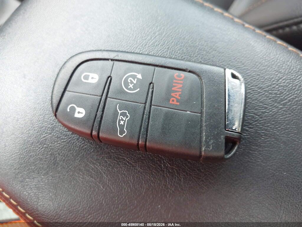 3C4NJDCB6JT306891 2018 JEEP COMPASS photo no. 11