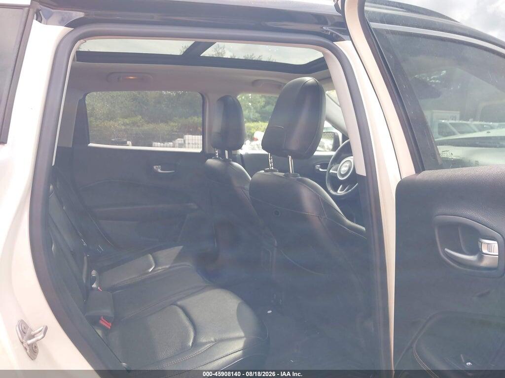 3C4NJDCB6JT306891 2018 JEEP COMPASS photo no. 8