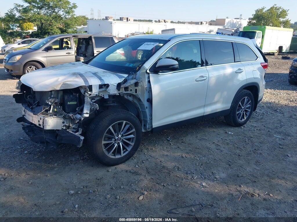 5TDJZRFH0KS597050 2019 TOYOTA HIGHLANDER photo no. 2