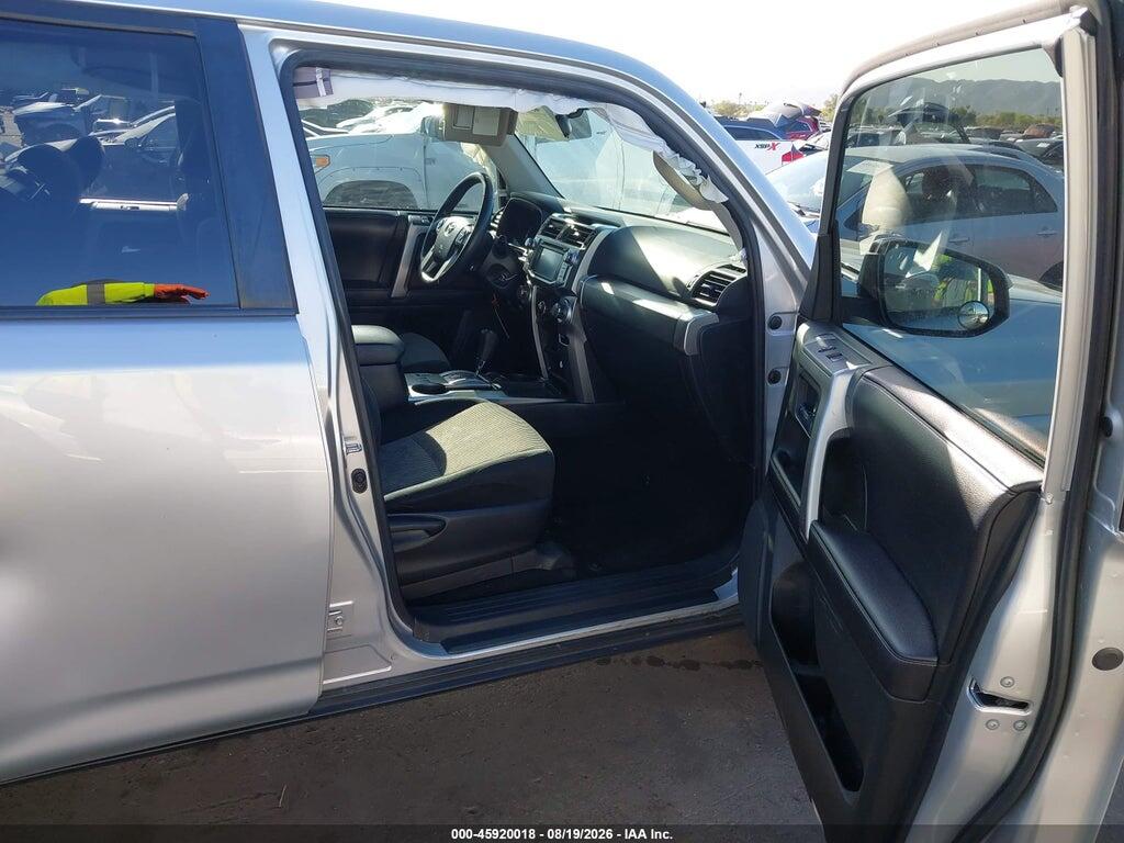 JTEZU5JR5H5149200 2017 TOYOTA 4RUNNER photo no. 5