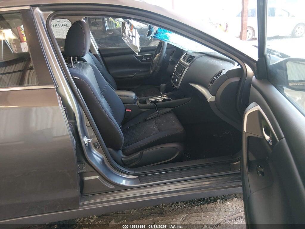 1N4AL3AP1HC235659 2017 NISSAN ALTIMA photo no. 5