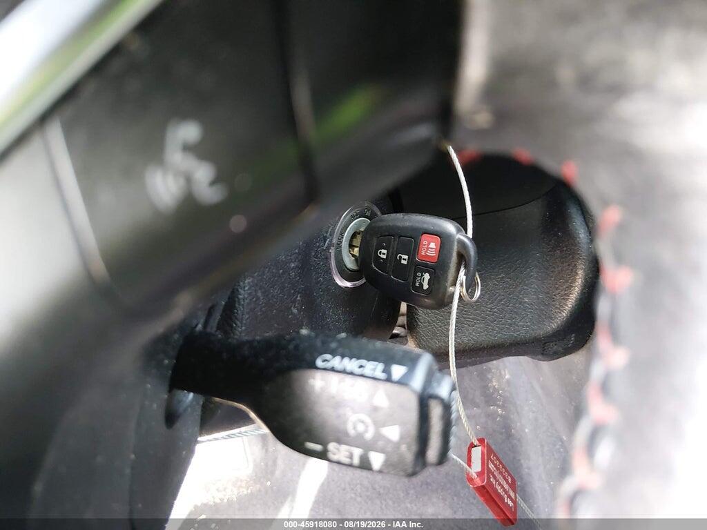 4T1BF1FK6HU363036 2017 TOYOTA CAMRY photo no. 11