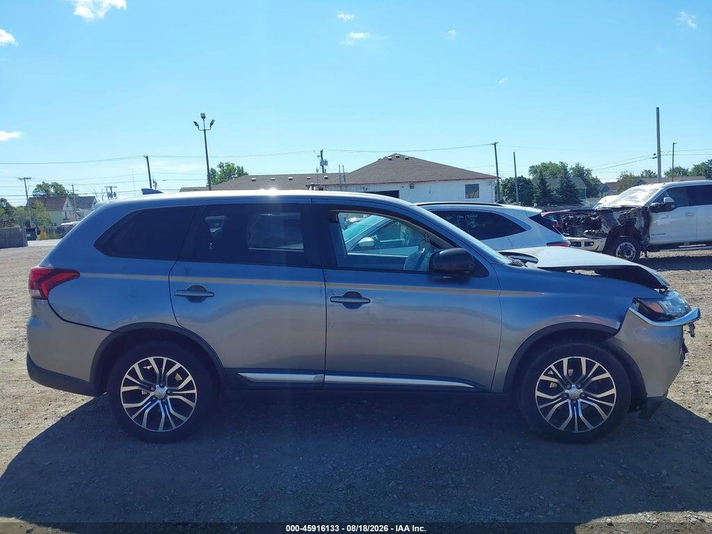JA4AZ2A35HZ035827 2017 MITSUBISHI OUTLANDER photo no. 12