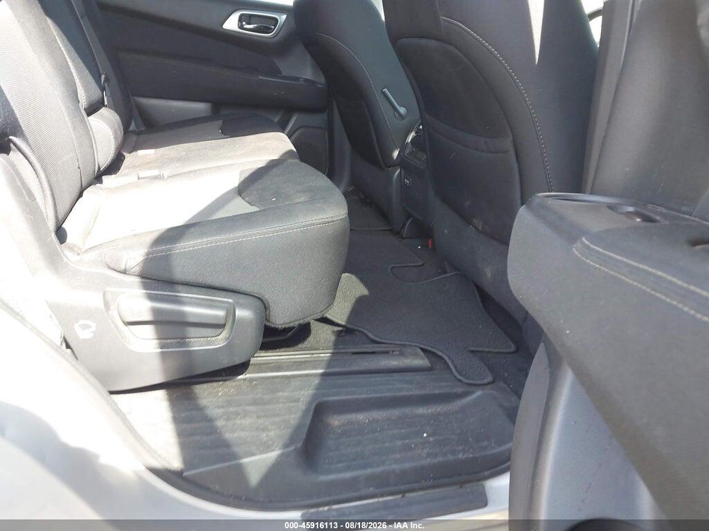 5N1DR2MM8HC697973 2017 NISSAN PATHFINDER photo no. 8