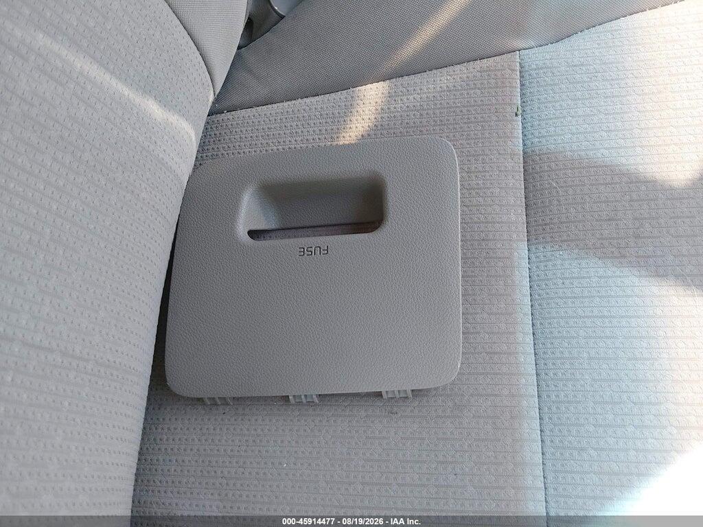 KNDMA5C10H6258995 2017 KIA SEDONA photo no. 12